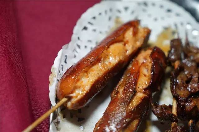 夜宵特色美食的魅力与独特之处揭秘