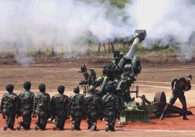 中印邊境最新動(dòng)態(tài)，兩國(guó)軍隊(duì)加強(qiáng)溝通，共同維護(hù)邊境和平穩(wěn)定