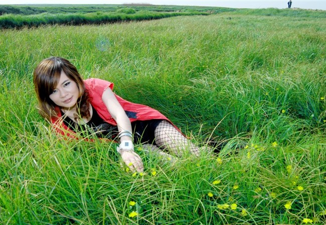 青青青草的自然魅力與生態(tài)價(jià)值解析