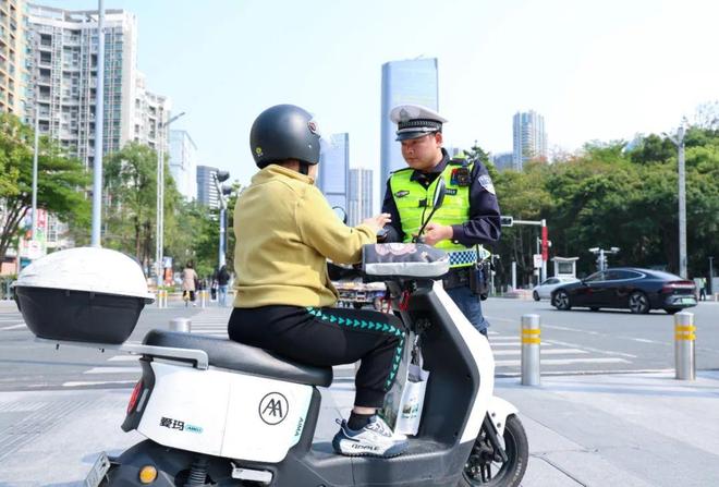 電瓶車新規(guī)引領綠色出行潮流