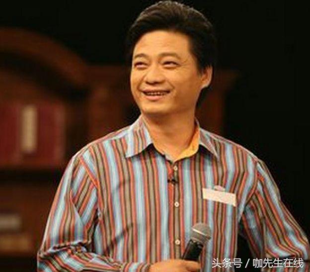 崔永元跨界展現(xiàn)多元才華新動(dòng)向